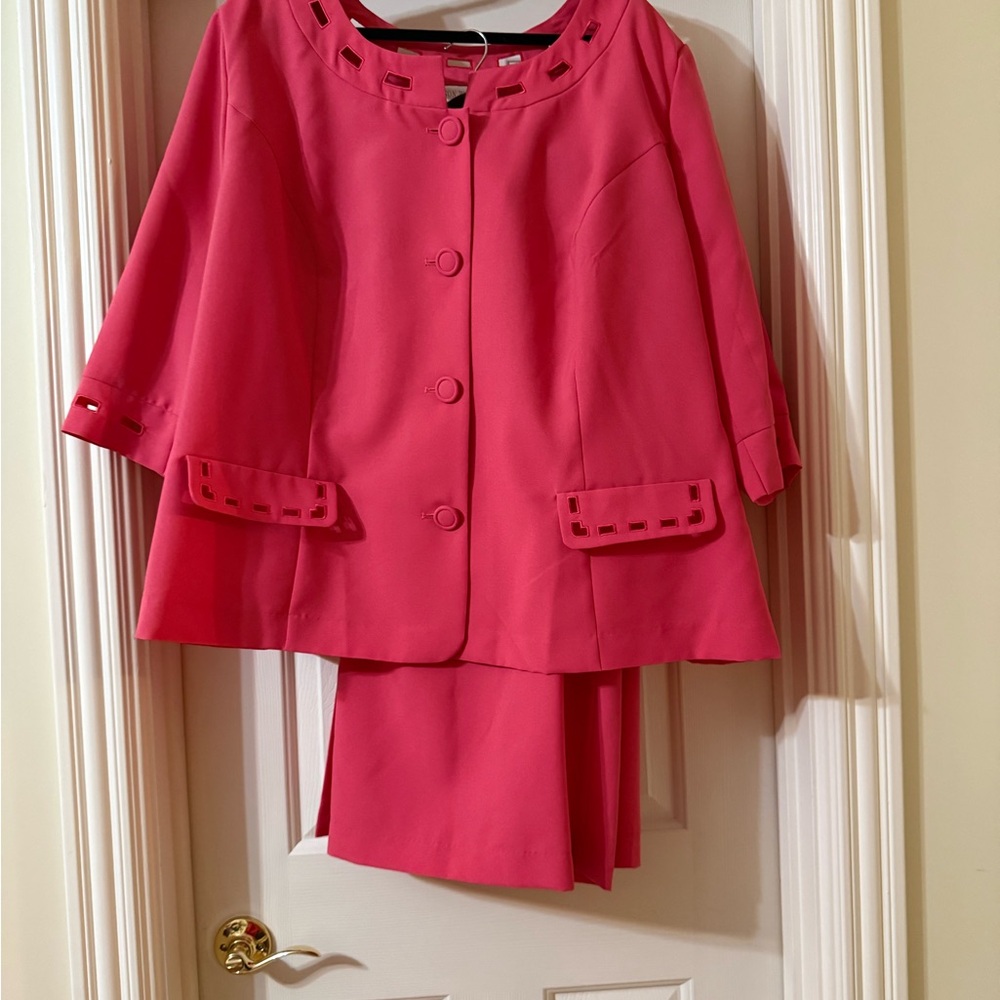 Allison Woods Plus Size Suit